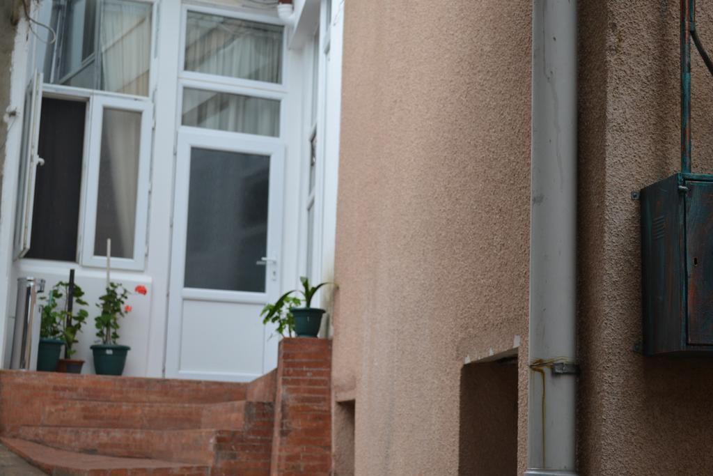 Your House In Tbilisi Exterior photo