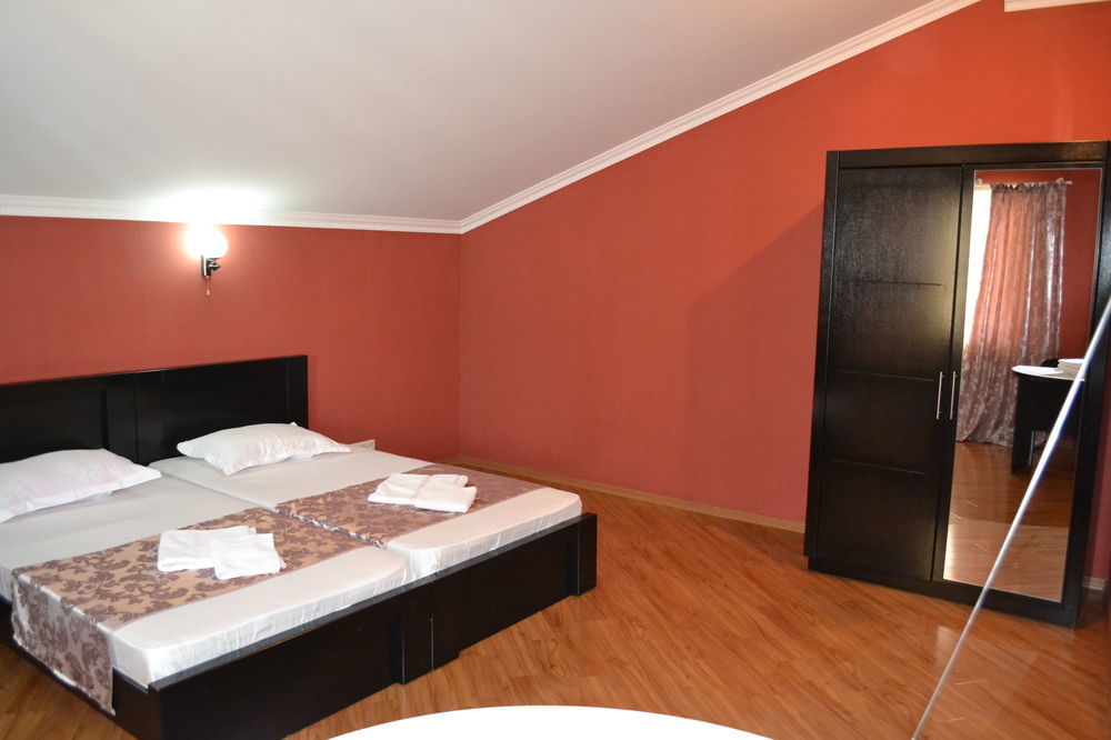 Your House In Tbilisi Exterior photo