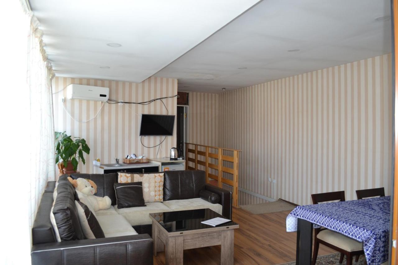 Your House In Tbilisi Exterior photo